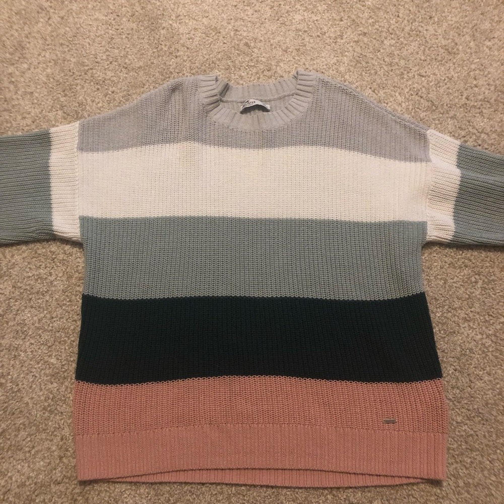 Hollister sweater